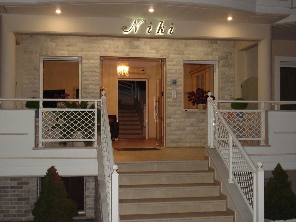 Niki Apartments Chrisi Ammoudia Exteriör bild